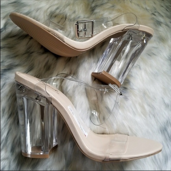 Clear block ankle strap heels - Picture 6 of 7